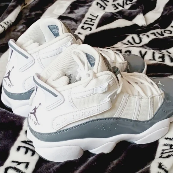 Jordan 6 Rings Basketball/Streetwear Shoes Size 9.5 Men/11 Women - Picture 4 of 13